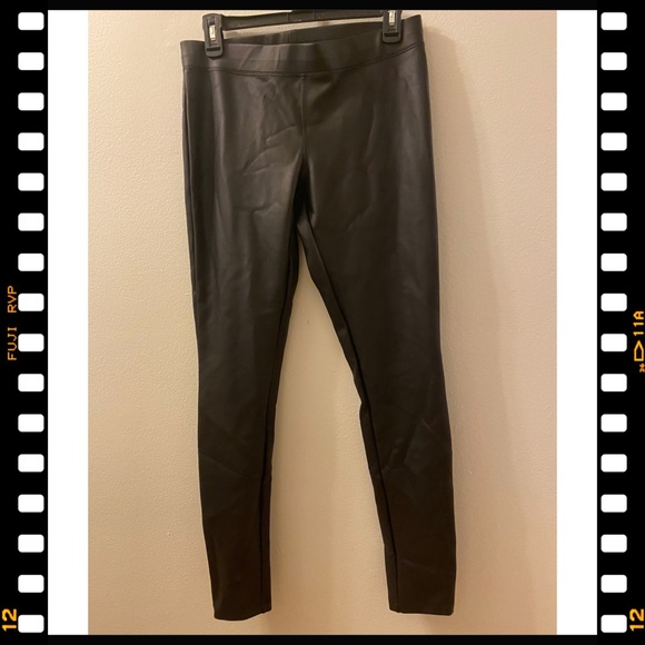 Express Vegan Leather leggings - Picture 1 of 3